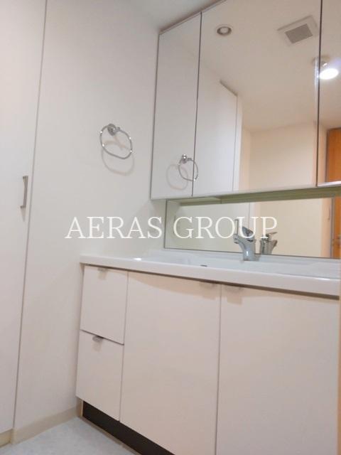 洗面設備　同仕様