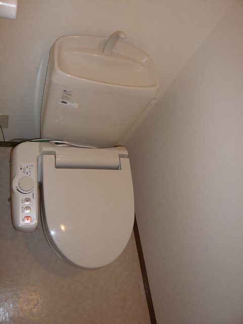 トイレ　温水洗浄便座付き【エスパシオ】