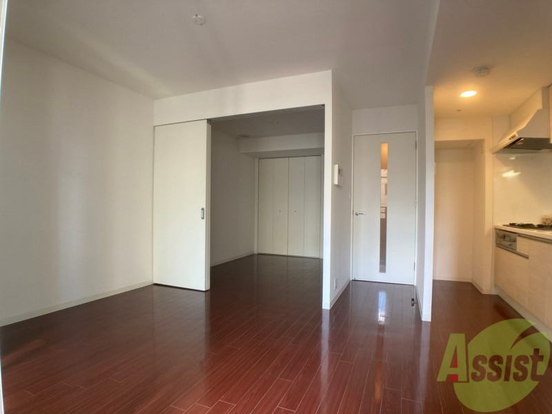 居室・リビング　広くてキレイなお部屋が広がっていて、充実した生活が送れそう。