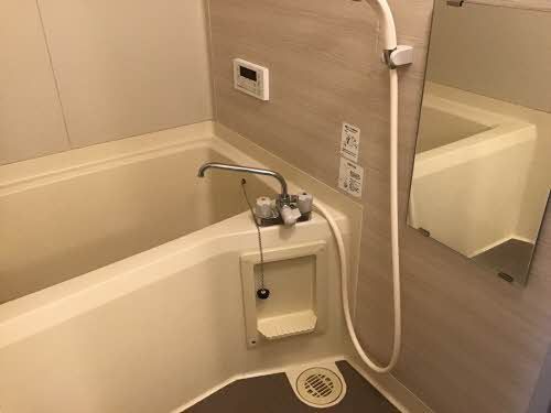 バス・シャワールーム　浴室