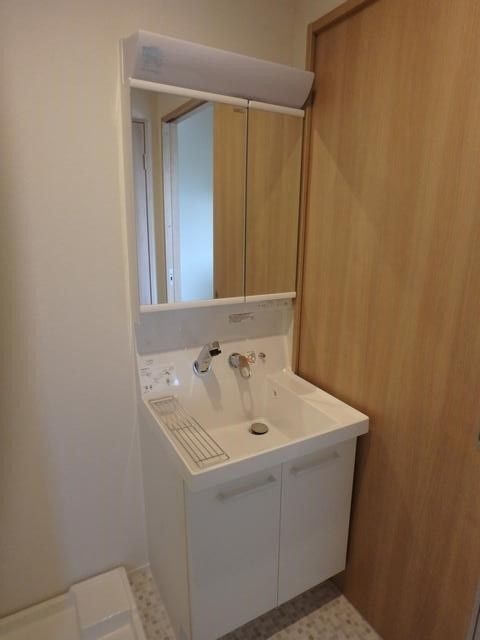 洗面設備　反転間取参考写真