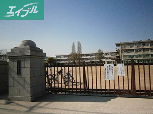 小学校　第四福田小学校（小学校）まで550m