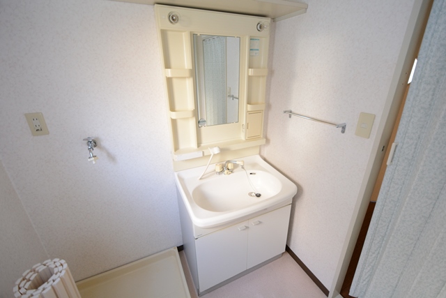 洗面設備　独立洗面化粧台付きでおすすめです！