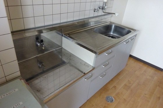 キッチン　※別部屋の写真です