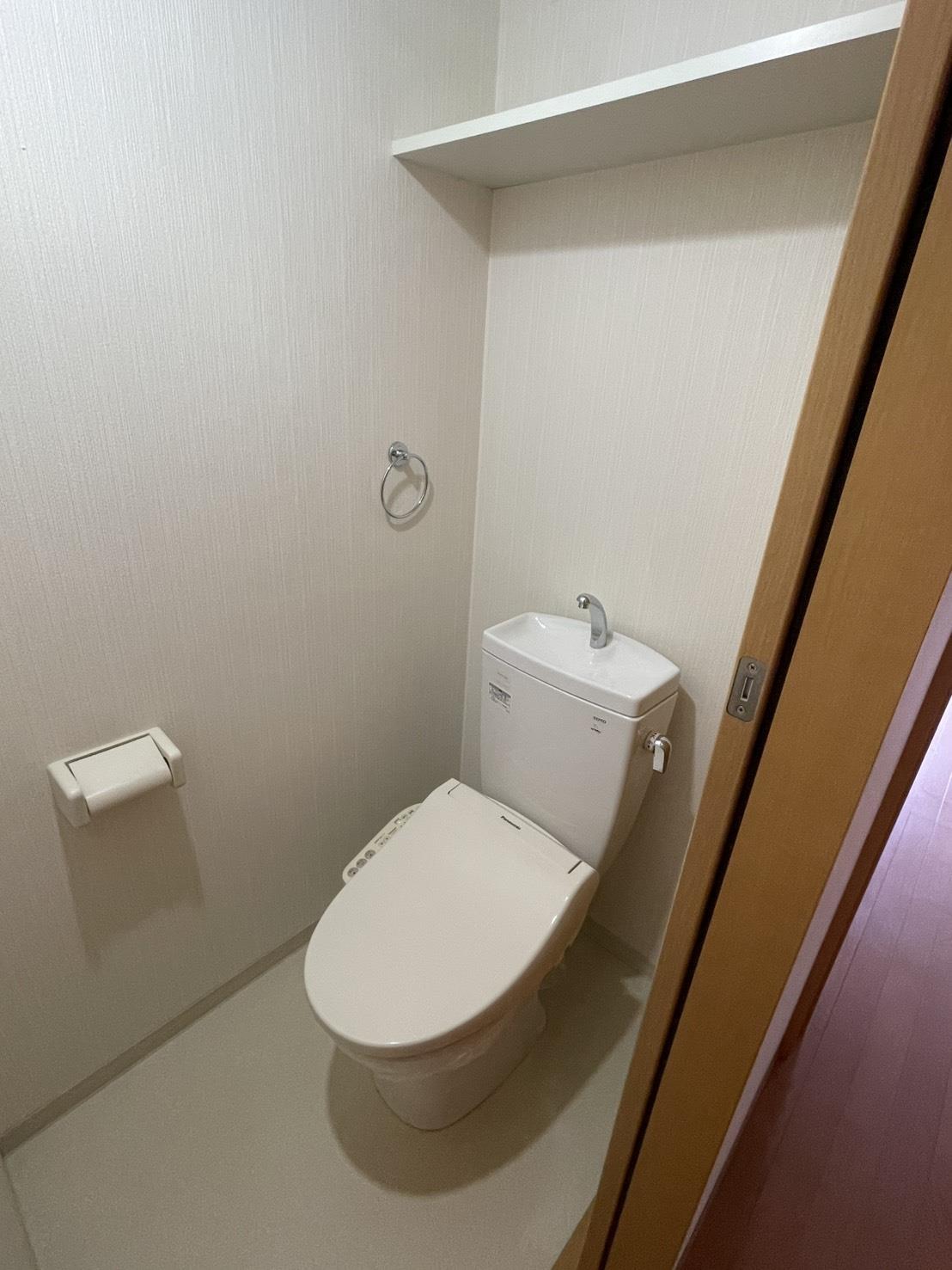 トイレ　快適な温水洗浄便座