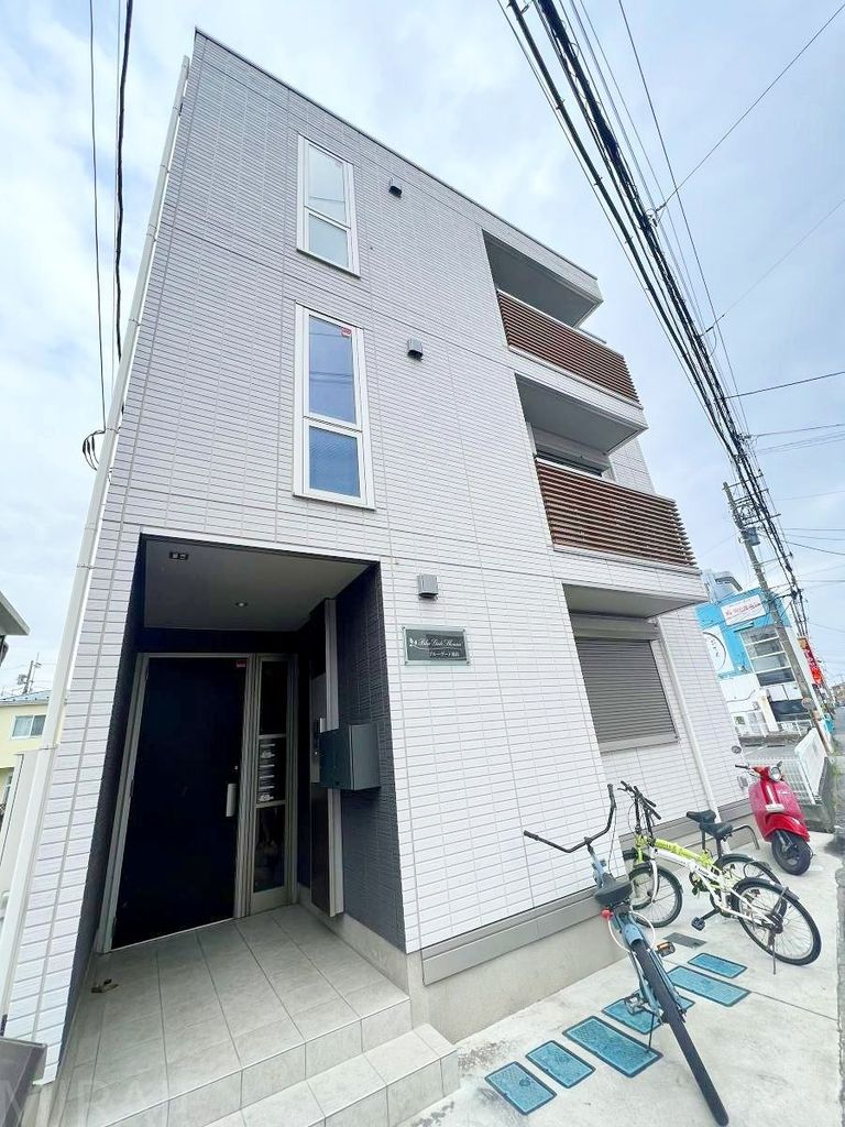 建物外観　バルコニー