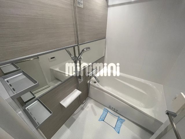 バス・シャワールーム　別号室の参考写真