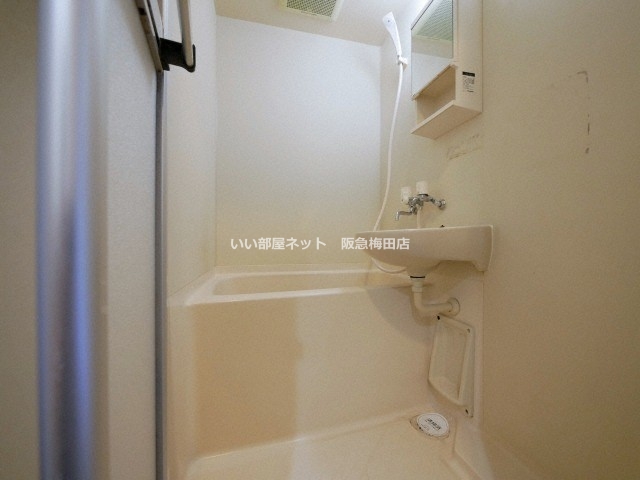 バス・シャワールーム　同仕様写真となります。