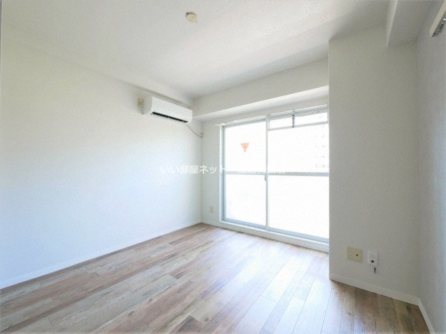 居室・リビング　同仕様写真となります。