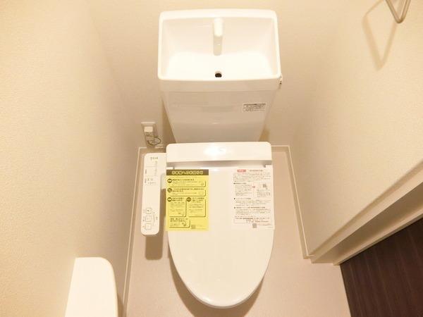 トイレ　同施工会社イメージ。