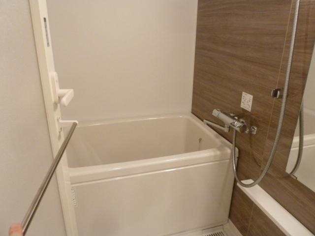 バス・シャワールーム　☆ゆったりくつろげるお風呂☆