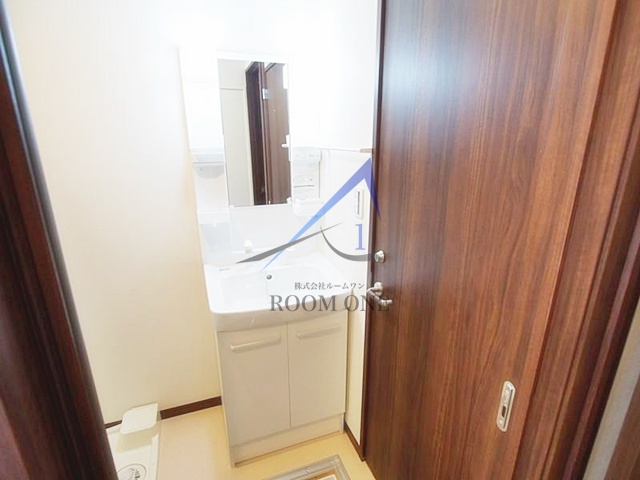 居室・リビング　独立洗面台です。