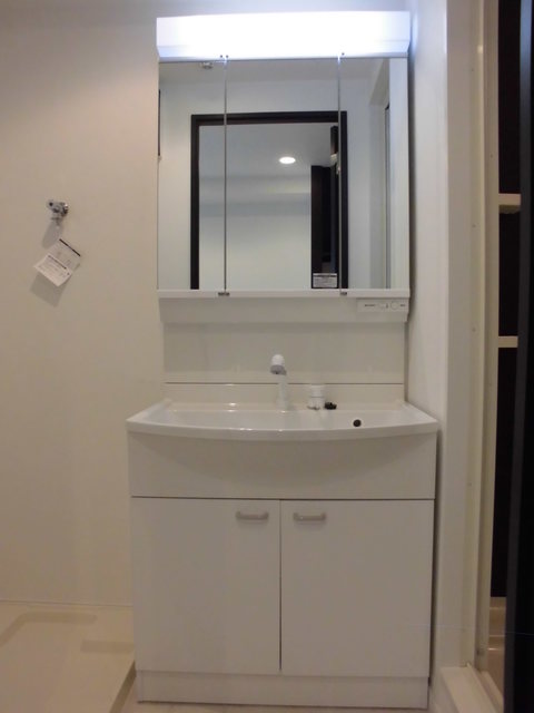 洗面設備　※同物件別号室（イメージ）