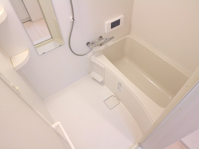 バス・シャワールーム　浴室暖房乾燥機完備　浴室ＴＶ付バスルーム