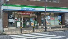 コンビニ　ファミリーマート市川駅東店（コンビニ）まで100m