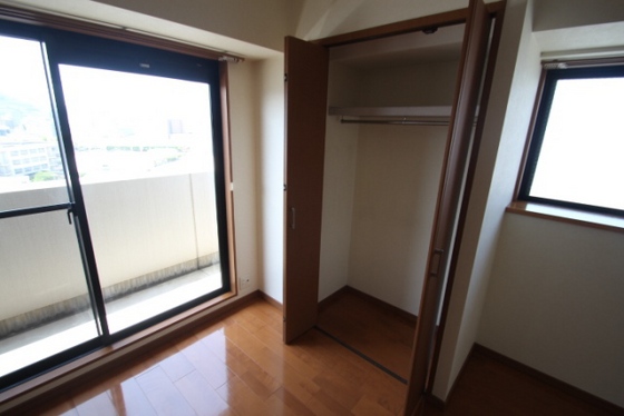 収納　※別号室の写真です。