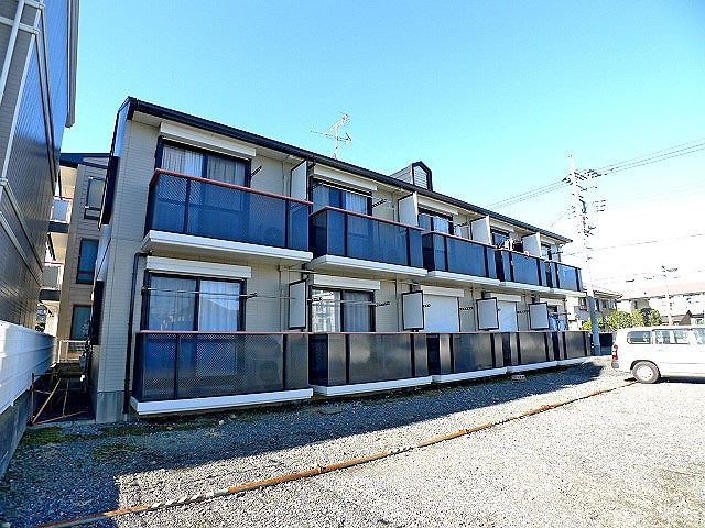 建物外観　ストリームIのご紹介は住まいの窓口　アソシエへお任せ下さい。