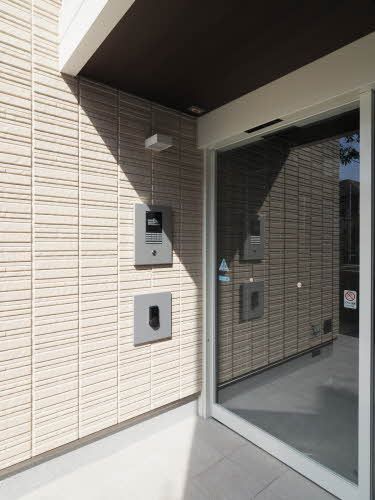 その他設備　セキュリティ対策のためオートロック付きです。