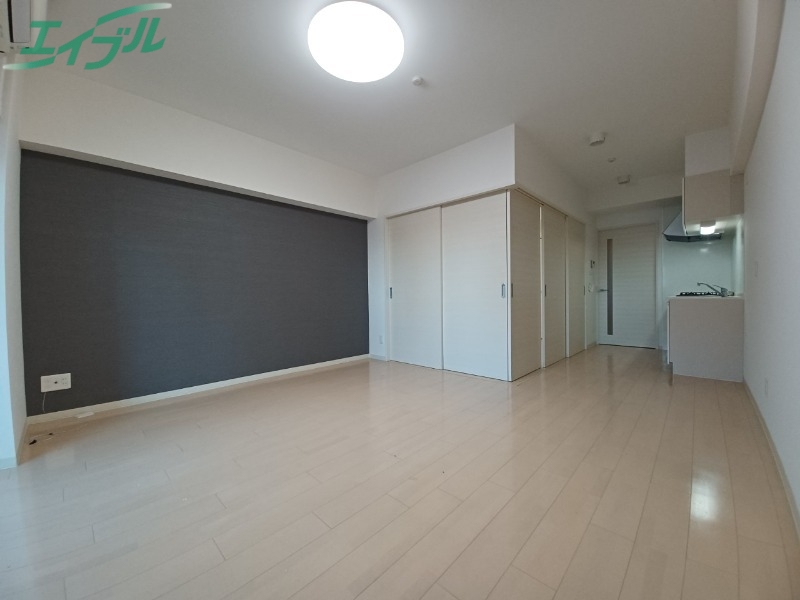 居室・リビング　別部屋参考写真です。