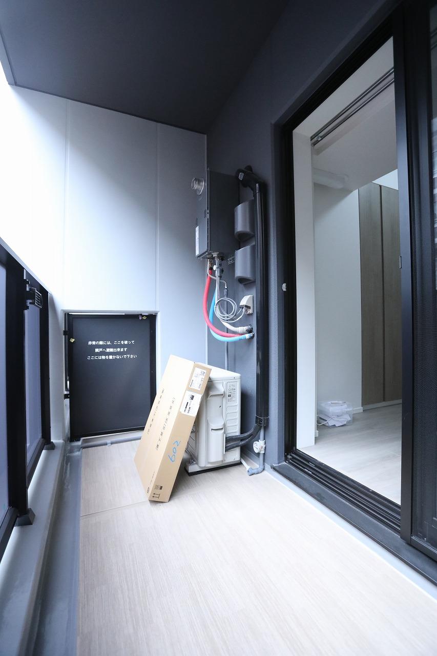 バルコニー　バルコニー