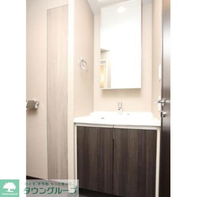 洗面設備　※写真は同タイプ住戸です。