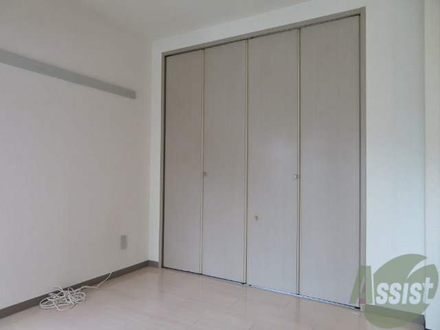 収納　クローゼット。荷物がたくさんあっても問題ないですね。