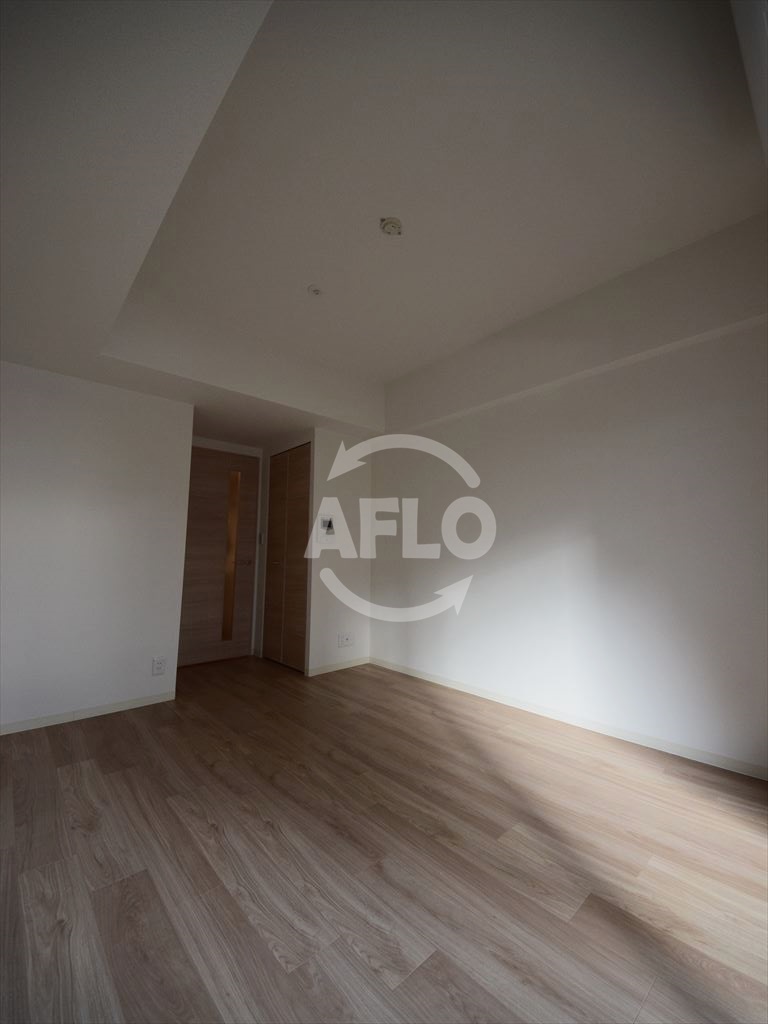 居室・リビング　プレサンス谷町七丁目　洋室