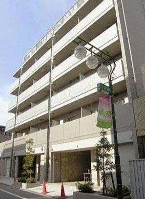 建物外観　落ち着いた雰囲気の外観です☆
