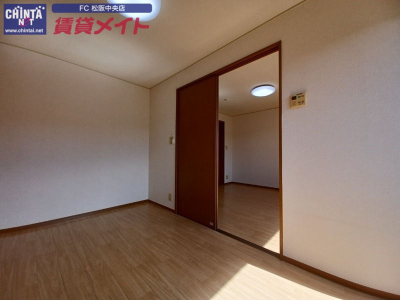 居室・リビング　同型参考写真