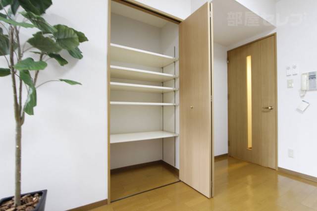 収納　１００３号室