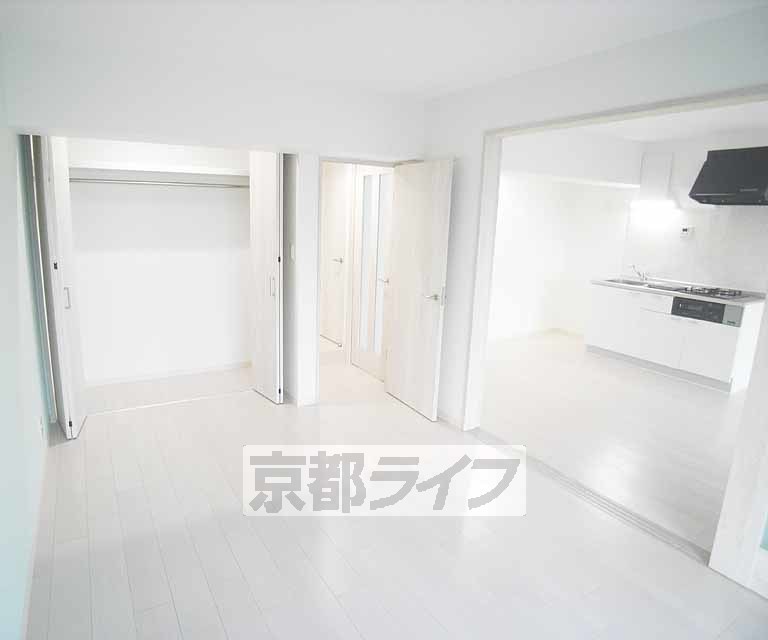 居室・リビング　全改装ですべて新品の１ＬＤＫです