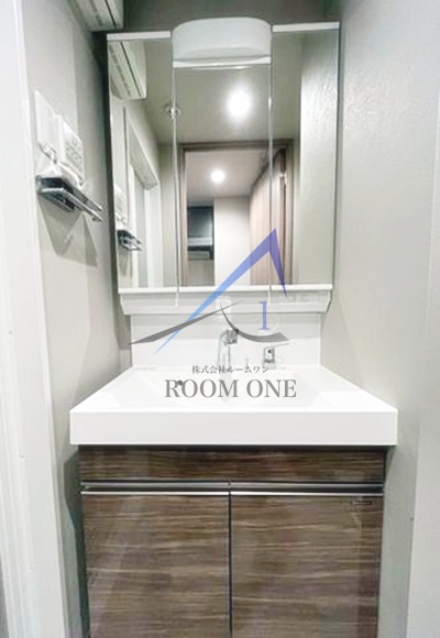 洗面設備　洗面台です。