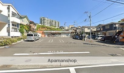 コンビニ　セブンイレブン（コンビニ）まで836m