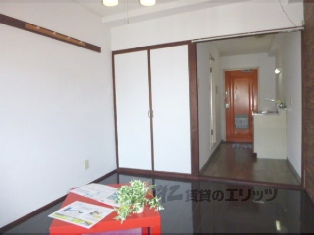 居室・リビング　洋室