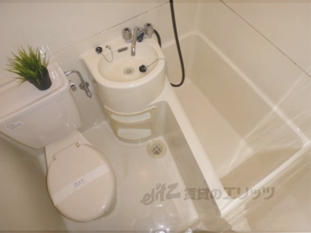 バス・シャワールーム　ユニットバス