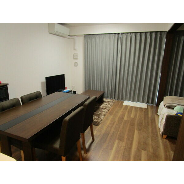 居室・リビング　※現在家具はございません。