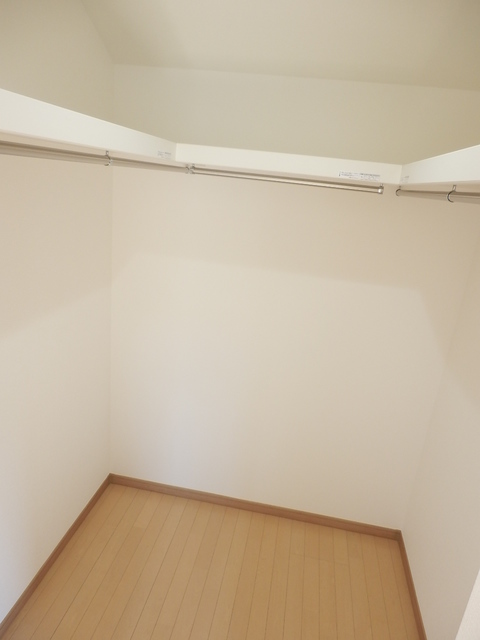 収納　※別号棟のお写真です。現状と異なります。