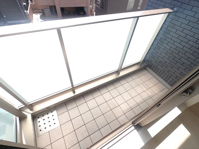 バルコニー　バルコニー