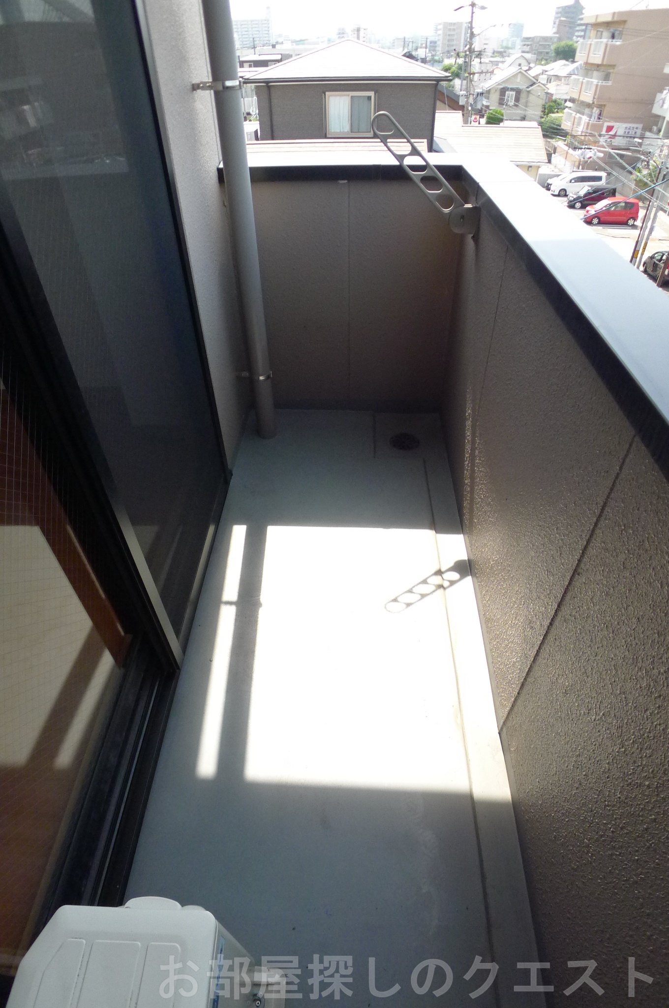 バルコニー　（写真は同タイプ）