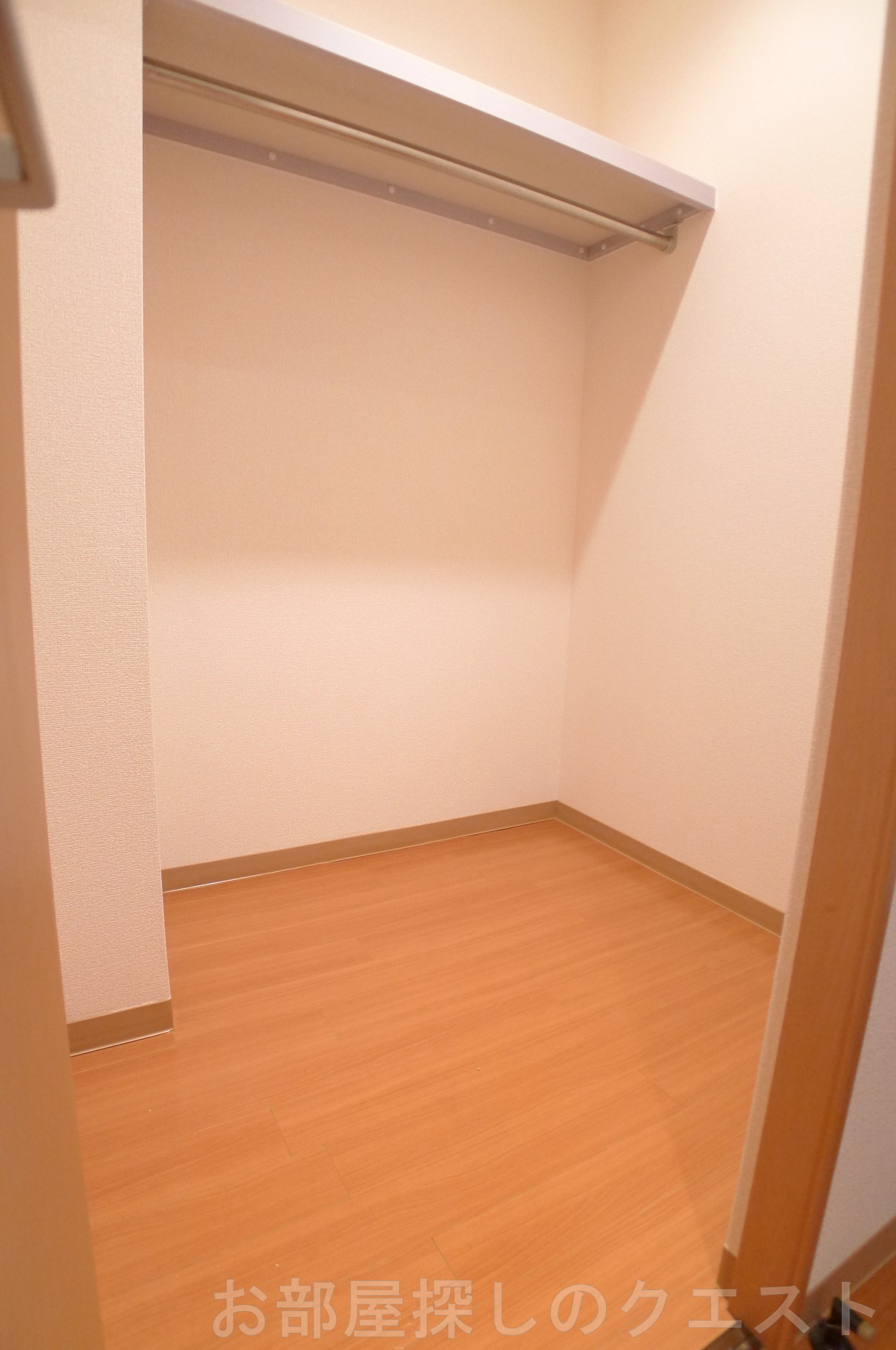 収納　（写真は同タイプ）