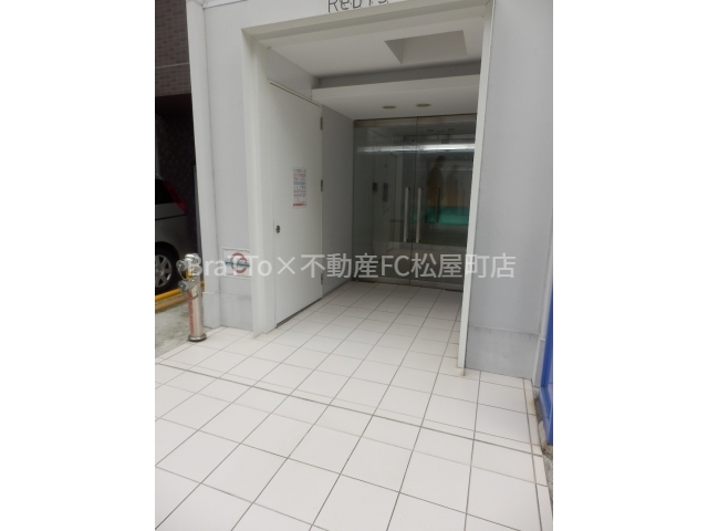 エントランス　マンション共用部分