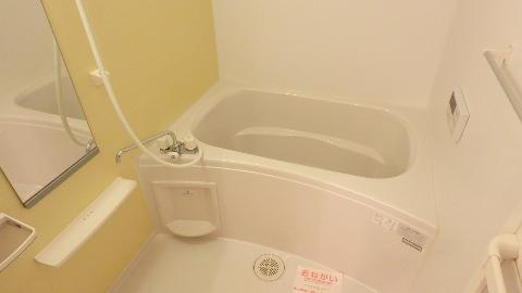 バス・シャワールーム　アクセントパネルがお洒落なお風呂♪