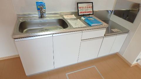 キッチン　2口（グリル付)ガスコンロが置ける流し台♪