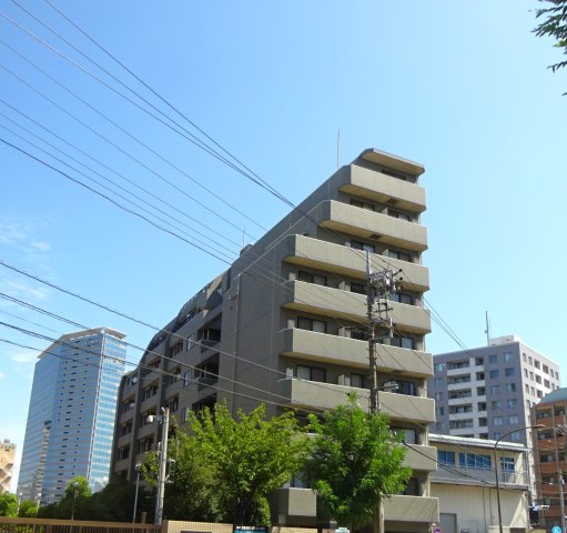 建物外観　落ち着いた雰囲気の外観です