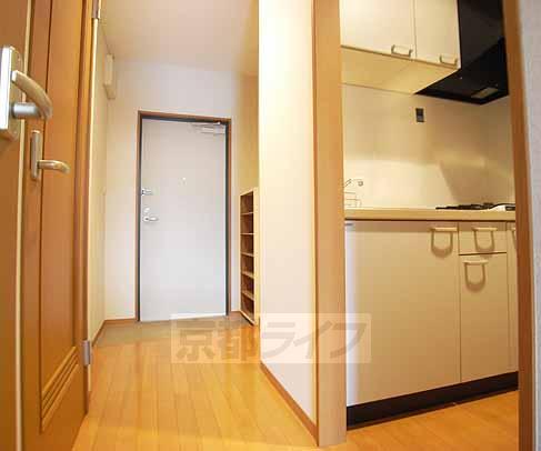 玄関　シューズボックス付きです。