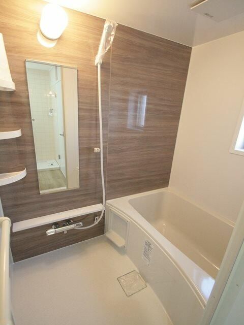 バス・シャワールーム　ゆったり過ごせるお風呂です