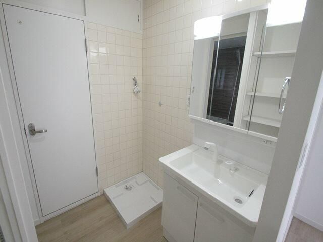 洗面設備　使いやすい洗面所です