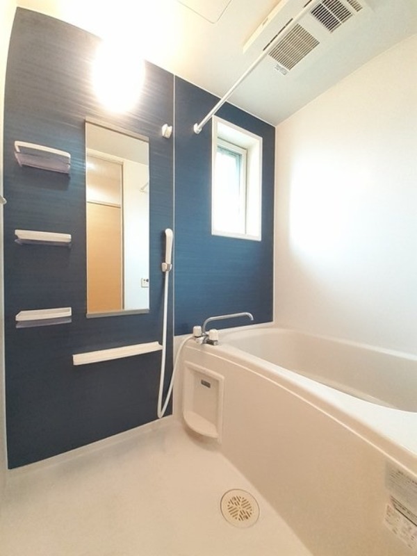 バス・シャワールーム　図面と現状に相違がある場合には現状を優先