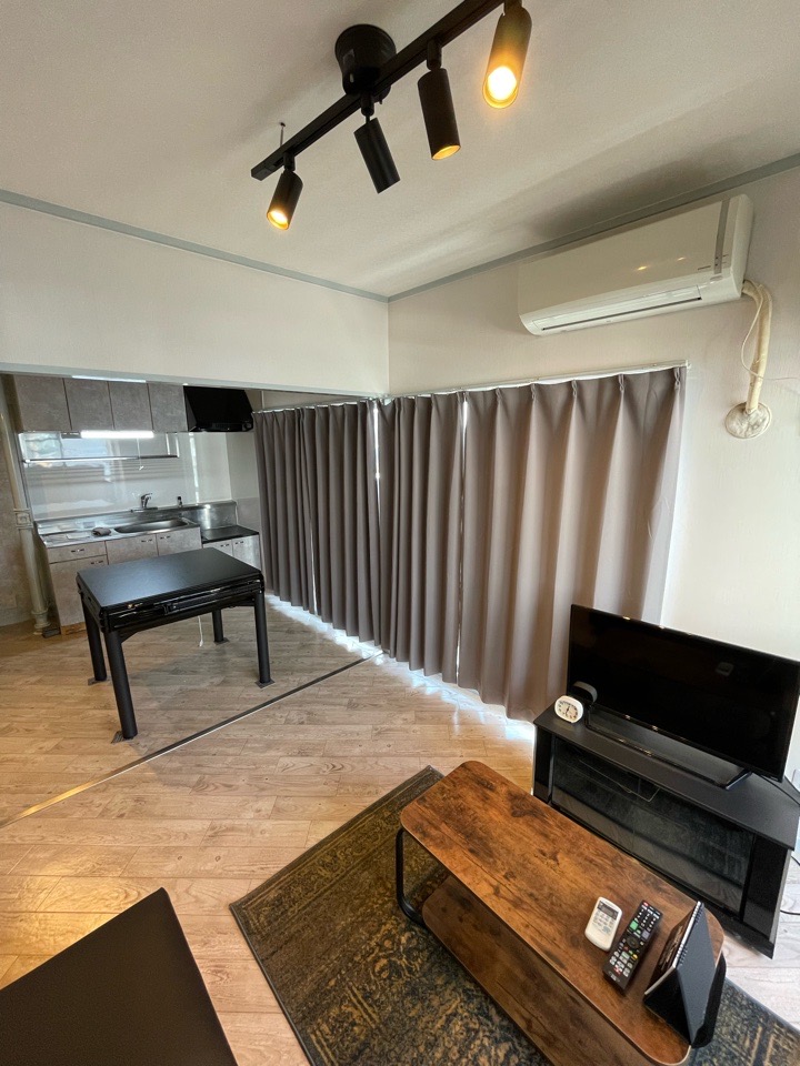 居室・リビング　家具・家電は含まれません。