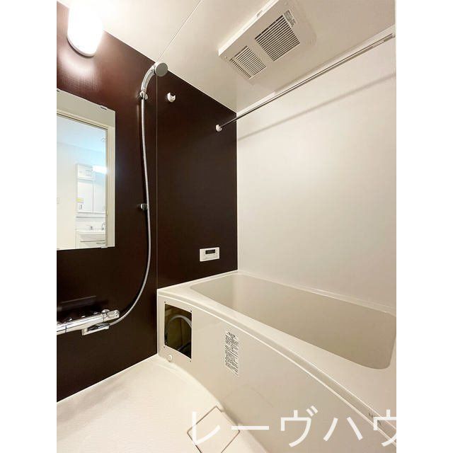 バス・シャワールーム　バス